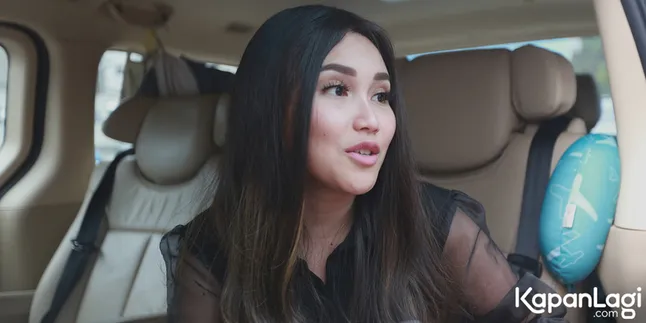 Ajarkan Bilqis Puasa Sejak Dini, Ayu Ting Ting: InsyaAllah Kuat Ajarkan Bilqis Puasa Sejak Dini, Ayu Ting Ting: InsyaAllah Kuat