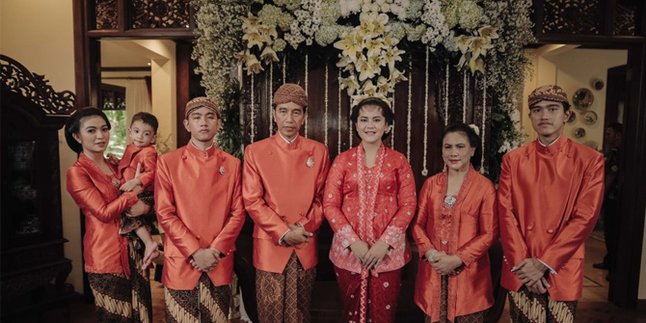 Akad Nikah, Kahiyang Ayu Cantik Dengan Kebaya Hitam Jawa Mirip Milik Selvi Ananda