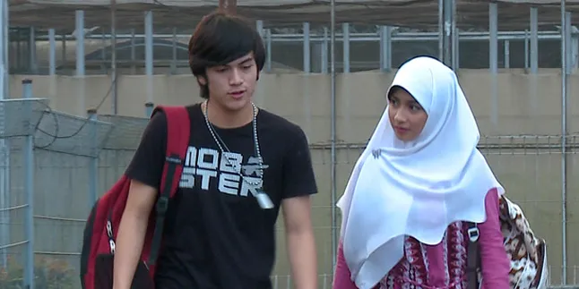 Akankah Junior dan Nayla Menikah Muda? Akankah Junior dan Nayla Menikah Muda?