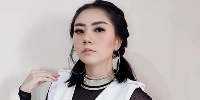 Akhiri Tahun 2018, Iva Lola eks Trio Macan Rilis 2 Lagu Sekaligus