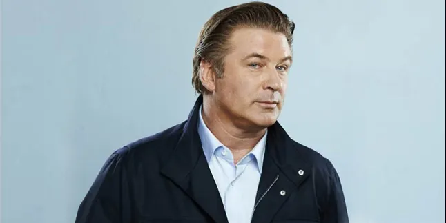 Akhirnya Alec Baldwin Tunjukkan Wajah Bayinya! Akhirnya Alec Baldwin Tunjukkan Wajah Bayinya!