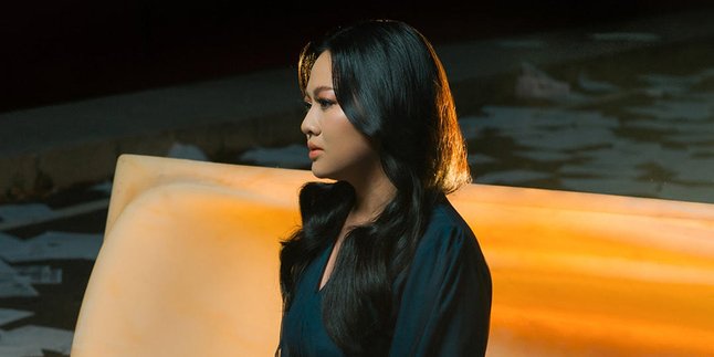 Akhirnya Comeback dengan Single Terbaru, Penyanyi Clara Riva Sajikan Single 'Ciba Waras' dengan Penuh Perasaan