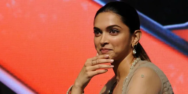 Akhirnya Deepika Padukone Hapus Tato Inisial Nama Ranbir Kapoor?