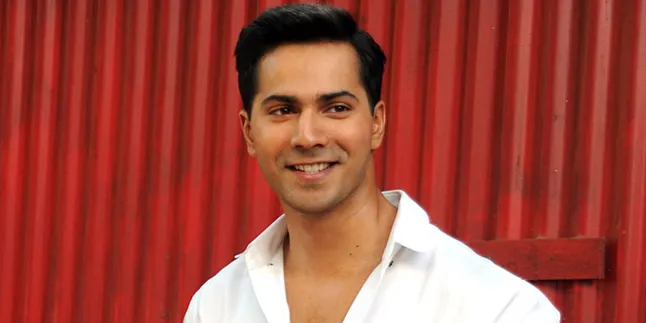 Akhirnya Varun Dhawan Mau Gandeng Natasha Dalal di Depan Umum