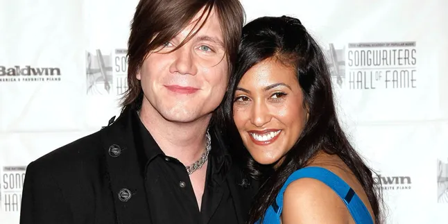 Akhirnya, Vokalis Goo Goo Dolls Lepas Status Duda