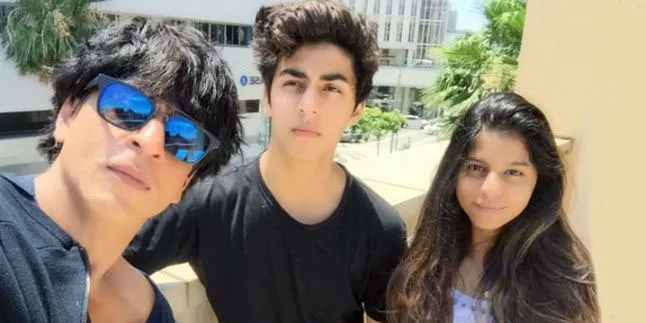 Akrab & Hangat, Begini Kalau Aryan - Suhana Khan Bercanda Bareng