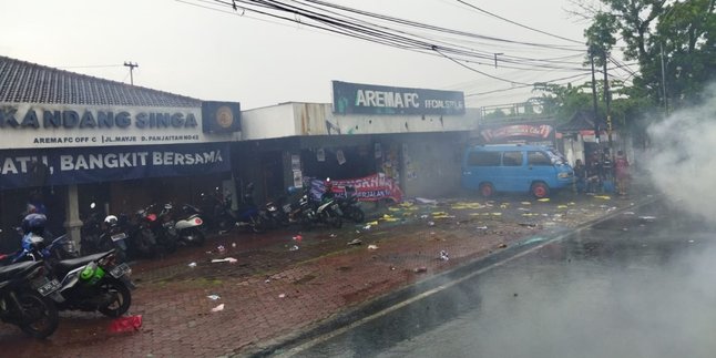 Aksi di Demo Berakhir Rusuh, Manajemen Pertimbangkan Arema FC Untuk Bubar