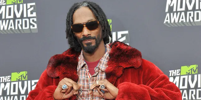Aksi Scratch DJ Creme - P Double Buka Konser Snoop Lion