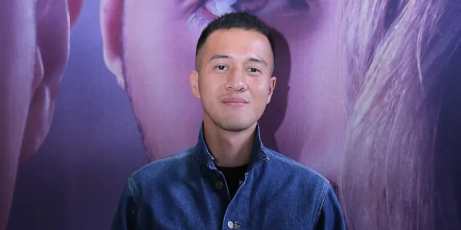 Akting Bareng Bintang Muda di 'ANTOLOGI RASA', Herjunot Ali Menolak Tua Akting Bareng Bintang Muda di 'ANTOLOGI RASA', Herjunot Ali Menolak Tua