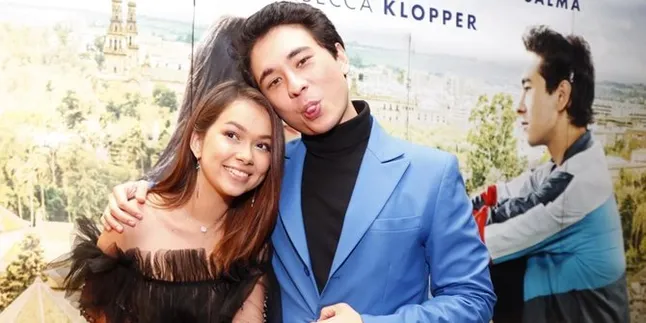 Akting Mesra Bareng Rebecca Klopper, Jerome Kurnia Yakin Carissa Perusset Tak Cemburu Akting Mesra Bareng Rebecca Klopper, Jerome Kurnia Yakin Carissa Perusset Tak Cemburu