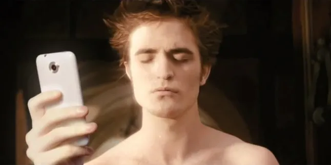 Aktor-Aktor Favoritmu Ini Ternyata Gemar Selfie Juga