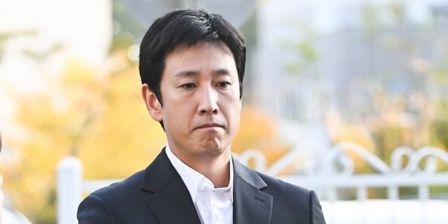 Actor Lee Sun-kyun Found Dead in Car, Suspected Suicide