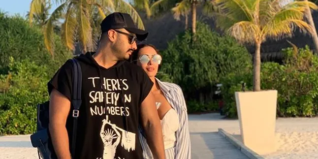 Akui Pacaran, Malaika Arora Buka Suara Soal Perbedaan Usia dengan Arjun Kapoor