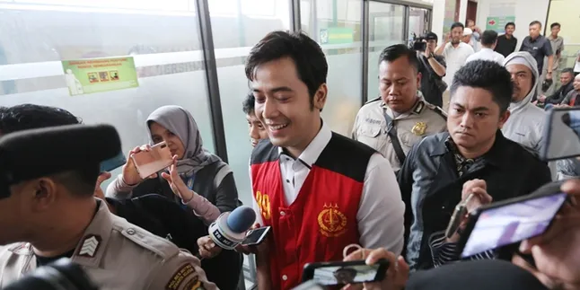 Akui Pukul Anthony, Kriss Hatta: Emangnya Gue Semlehoi