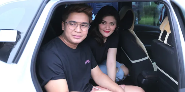 Akui Pura-Pura Putus Dengan Hilda Vitria, Ini Alasan Billy Syahputra Akui Pura-Pura Putus Dengan Hilda Vitria, Ini Alasan Billy Syahputra