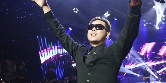 Akui Selingkuh, Richie Five Minutes Sebut Khilaf dan Minta Maaf Kepada Istri Akui Selingkuh, Richie Five Minutes Sebut Khilaf dan Minta Maaf Kepada Istri