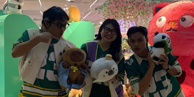 Akui Sering Kalap Belanja Perintilan Lucu, TRIOUT Juga Asyik Ikut Bikin Boneka