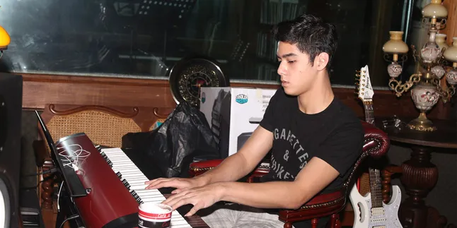 Al Ghazali Akui Makin Sayang Safeea Al Ghazali Akui Makin Sayang Safeea