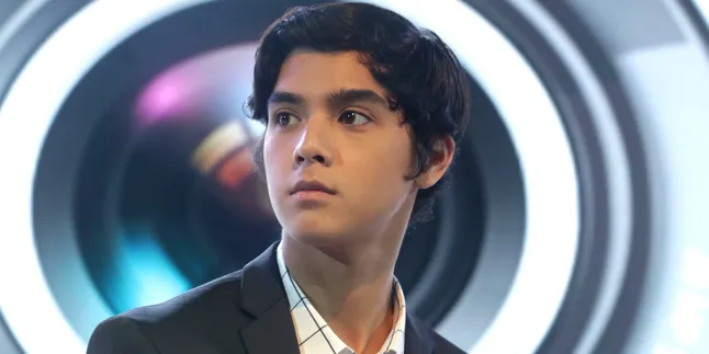 Al Ghazali Tak Jadikan Ahmad Dhani Sebagai 'Kiblat' Fashion Al Ghazali Tak Jadikan Ahmad Dhani Sebagai 'Kiblat' Fashion