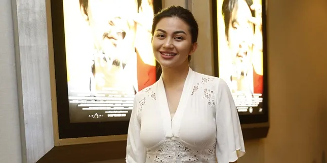 Alami Depresi di Usia 13 Tahun, Ariel Tatum Sempat Lakukan Percobaan Bunuh Diri Alami Depresi di Usia 13 Tahun, Ariel Tatum Sempat Lakukan Percobaan Bunuh Diri