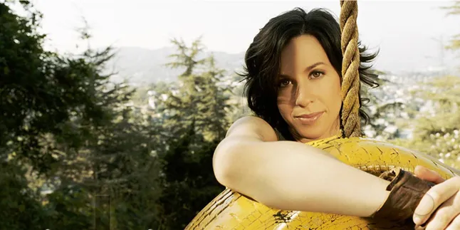 Alanis Morissette Tertarik Nge-Rap?