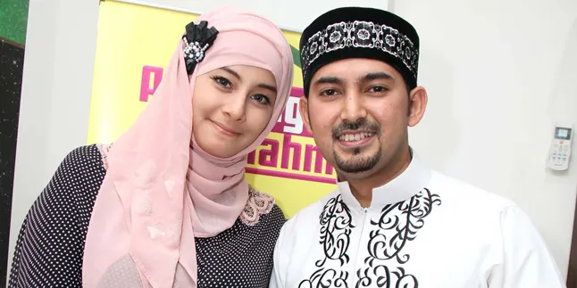 Alasan Istri Ustaz Al Habsyi Rampas Handphone ARTnya, Cemburu? Alasan Istri Ustaz Al Habsyi Rampas Handphone ARTnya, Cemburu?