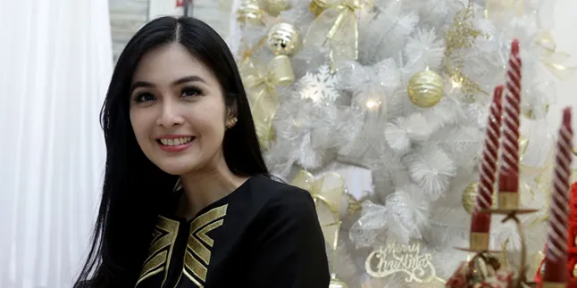 Alasan Sandra Dewi Mau Buka-Bukaan Tentang Pacar dan Pernikahan Alasan Sandra Dewi Mau Buka-Bukaan Tentang Pacar dan Pernikahan