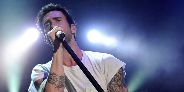 Maroon 5 Hanya Butuh Satu Huruf Untuk Namai Albumnya