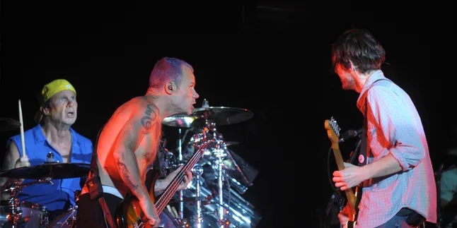 Album Baru Red Hot Chili Peppers Tanpa Rick Rubin?