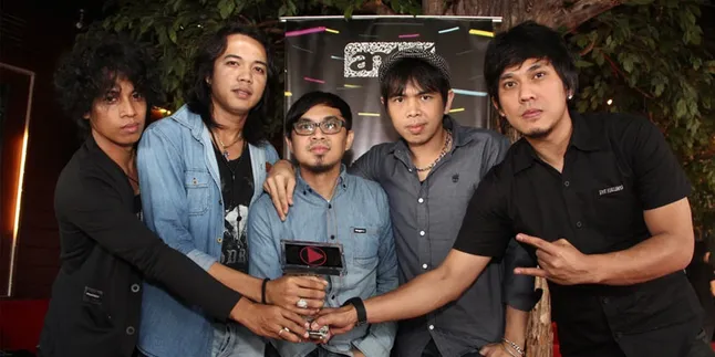 Album Kedua Zigaz Terinspirasi Foo Fighter