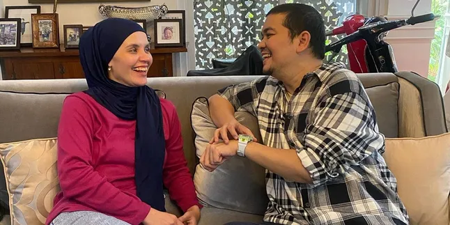 Aldila Jelita Ulang Tahun ke-37, Indra Bekti Berikan Ucapan Buat Sang Istri Lewat Video Call