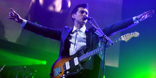 Alex Turner: Pidatoku Pada Brit Awards Tidaklah Ofensif!