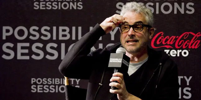 Alfonso Cuaron Bantah Dirinya Sutradarai Spin-Off 'HARRY POTTER'!