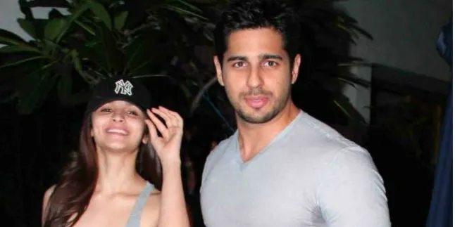 Alia Bhatt Resmi Jadian Dengan Sidharth Malhotra? Alia Bhatt Resmi Jadian Dengan Sidharth Malhotra?