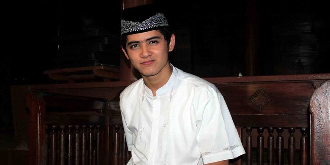 Aliando Syarief Betah di Kamar Mandi, Ngapain?