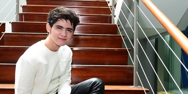 Aliando Syarief Tuangkan Curhatan Teman-Teman Dalam Bentuk Lagu