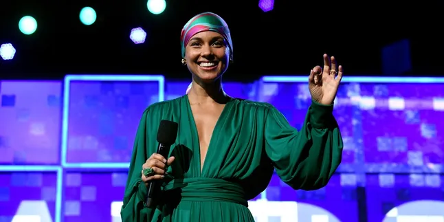 Alicia Keys Kembali Jadi Host Grammys 2020 Alicia Keys Kembali Jadi Host Grammys 2020
