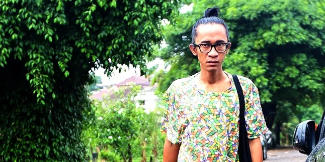 Almarhum Ayah Aming Adalah Sesepuh di Margalaksana, Bandung Almarhum Ayah Aming Adalah Sesepuh di Margalaksana, Bandung