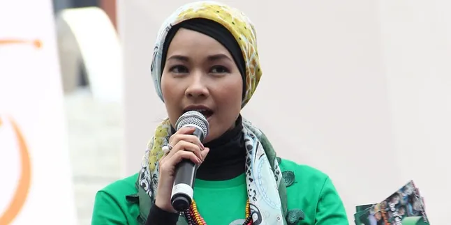Alya Rohali: Hijab Branded? Jangan Dilihat Negatifnya