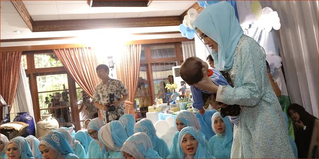 Alyssa Soebandono Lebih Pentingkan Anak Daripada Pekerjaan Alyssa Soebandono Lebih Pentingkan Anak Daripada Pekerjaan