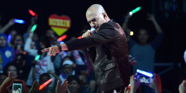 Ambil Risiko Besar, Husein Idol Bakal Bawakan Lagu Metal