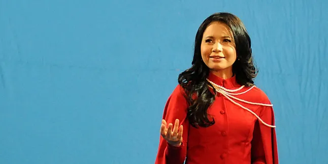 Anak Bilang Rossa Adalah Ibu Yang Galak