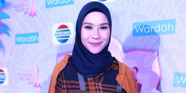 Anak Cuci Tangan Pakai Air Galon, Zaskia Adya Mecca: Kamu Bukan Rafathar Atau Gempi, Bapakmu Lagi Nggak Syuting!
