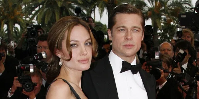 Anak Jolie-Pitt Bahagia Main Baseball Sebelum Kabar Cerai Ortunya Anak Jolie-Pitt Bahagia Main Baseball Sebelum Kabar Cerai Ortunya