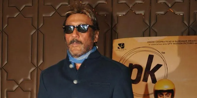 Anaknya Foto Topless, Aktor Senior Bollywood Ini Angkat Bicara