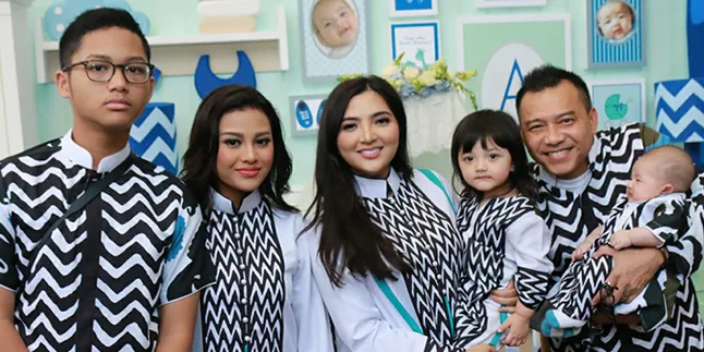 Anang Hermansyah Tegaskan Hubungan Keluarganya dan Krisdayanti Baik-Baik Saja Anang Hermansyah Tegaskan Hubungan Keluarganya dan Krisdayanti Baik-Baik Saja