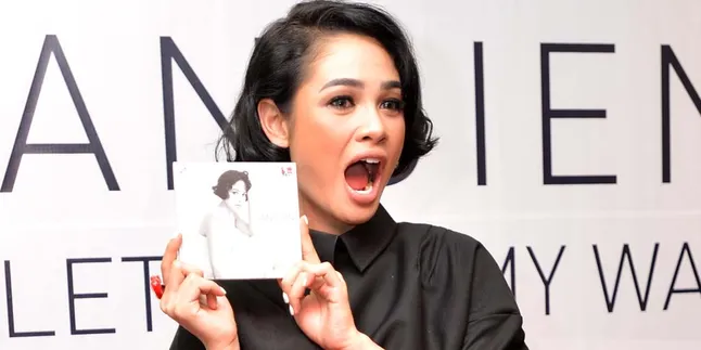 Andien: 2015 Tahun Yang Menantang dan Hebat!