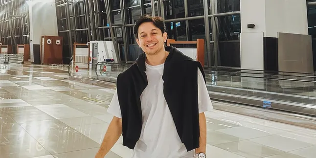 Andrew Andika Capek Saling Sindir, Minta Sudahi Drama dengan Tengku Dewi Demi Mental Anak Andrew Andika Capek Saling Sindir, Minta Sudahi Drama dengan Tengku Dewi Demi Mental Anak