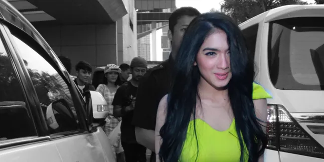Angel Karamoy Kesulitan Bertemu Dengan Anak-Anaknya