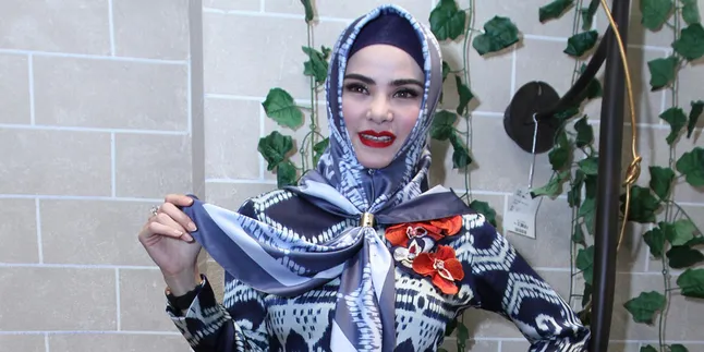 Angel Lelga: Saya Nggak Dukung Harga BBM Naik Angel Lelga: Saya Nggak Dukung Harga BBM Naik